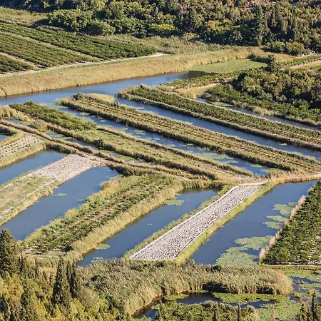 Lägenhet Two-bedroom In Ploce (Dubrovnik-Neretva)