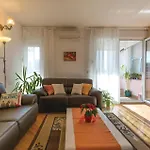 Apartamento Two-bedroom In Ploce (Dubrovnik-Neretva)