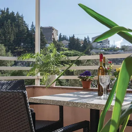 Two-bedroom In * Ploce (Dubrovnik-Neretva)