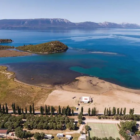 Two-bedroom In Ploce (Dubrovnik-Neretva)