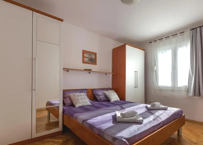 Two-bedroom In Apartment *