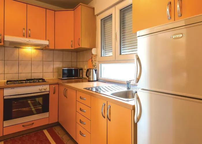Two-bedroom In * Ploce (Dubrovnik-Neretva)