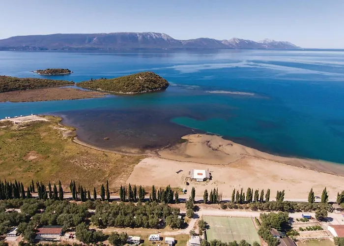 Two-bedroom In Ploce (Dubrovnik-Neretva)