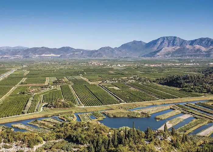 Daire Two-bedroom In *